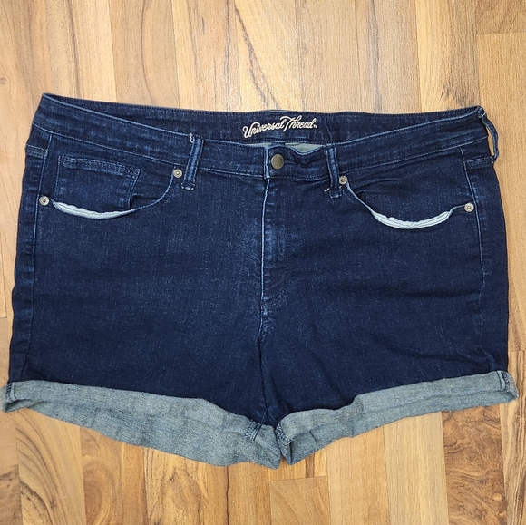 Universal Thread Dark Blue Jean Shorts - Picture 1 of 8